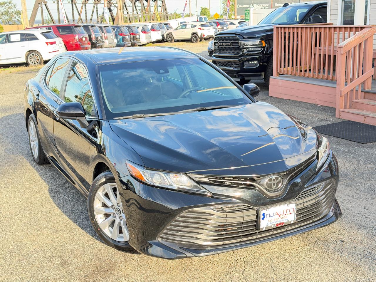 Toyota Camry LE Auto (Natl) 2018