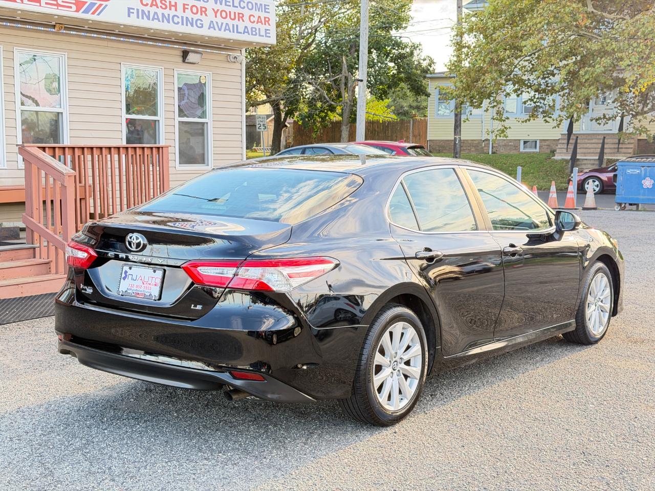 Toyota Camry LE Auto (Natl) 2018
