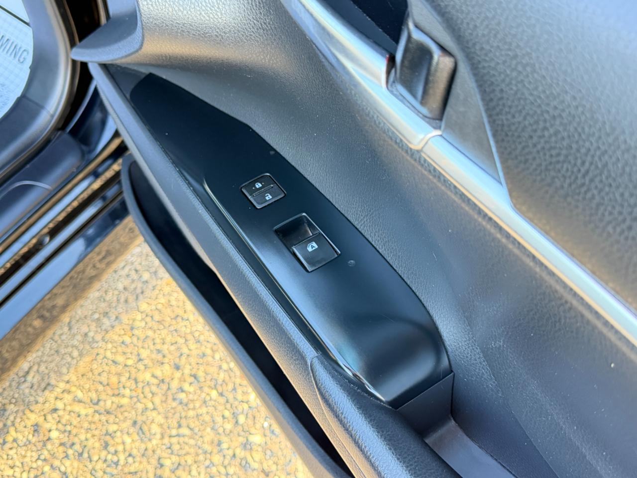 Toyota Camry LE Auto (Natl) 2018