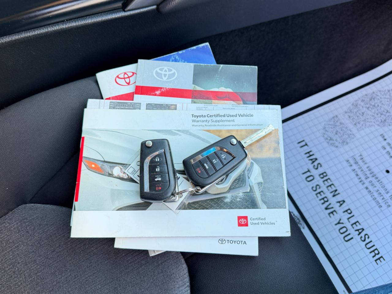Toyota Camry LE Auto (Natl) 2018