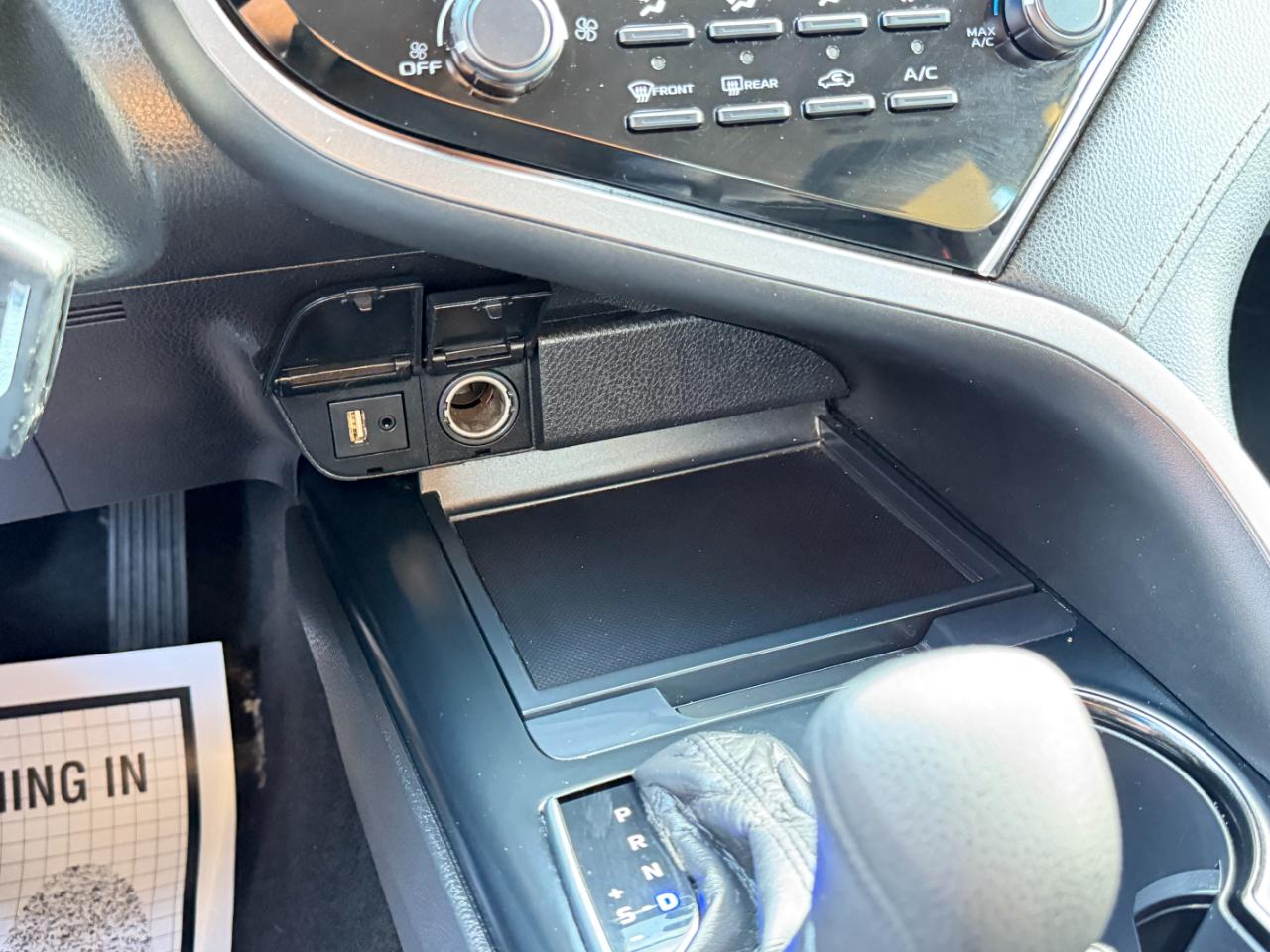 Toyota Camry LE Auto (Natl) 2018