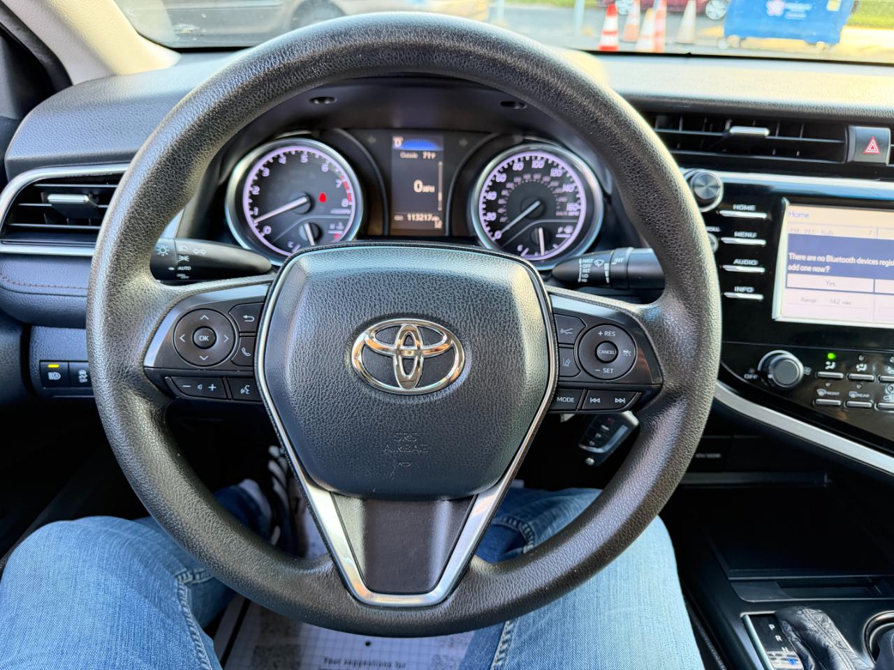 Toyota Camry LE Auto (Natl) 2018