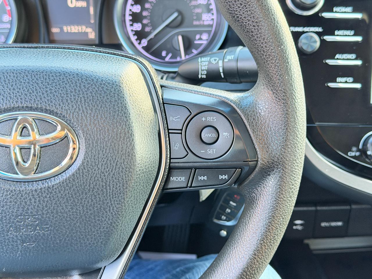 Toyota Camry LE Auto (Natl) 2018