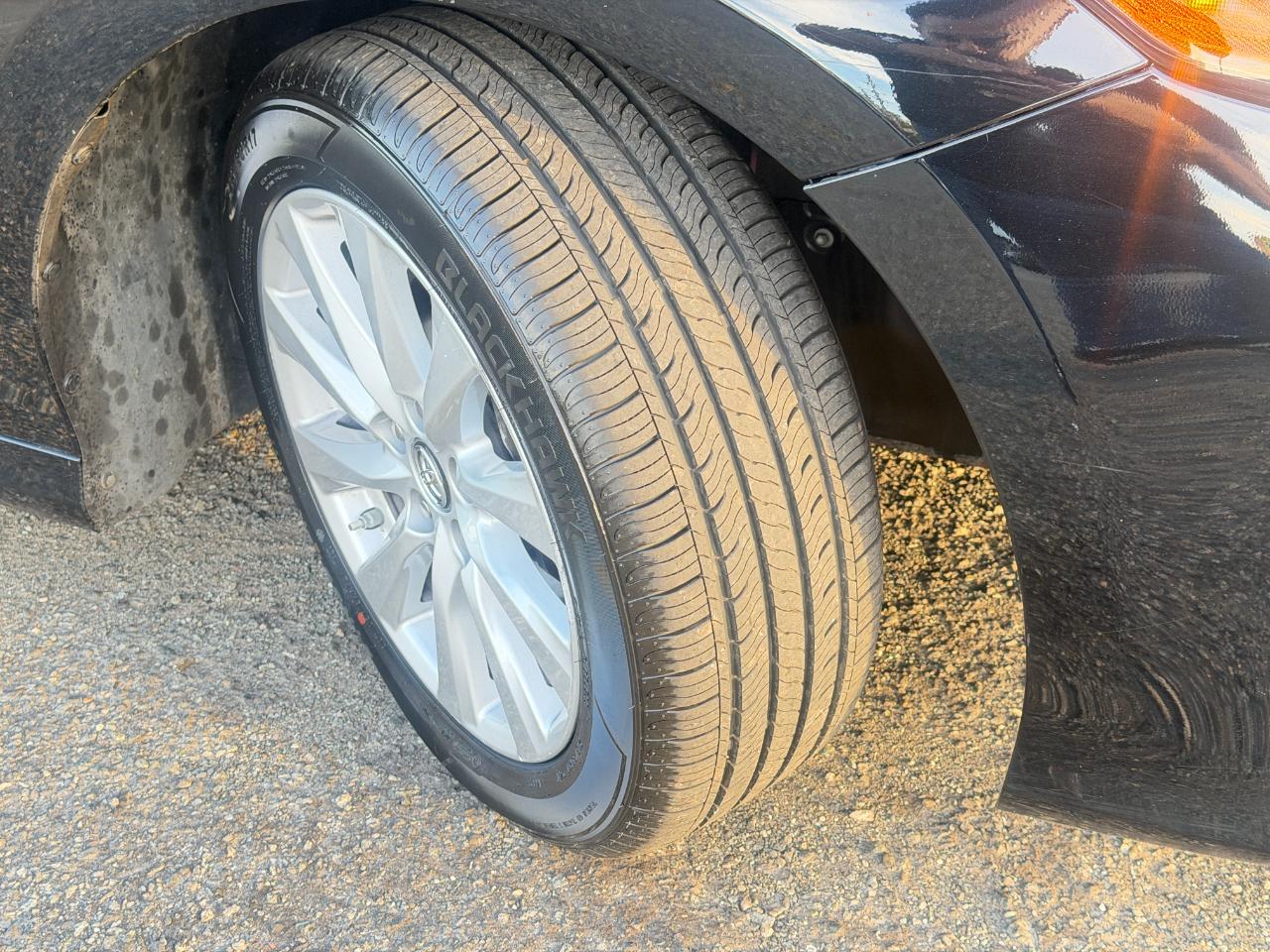 Toyota Camry LE Auto (Natl) 2018