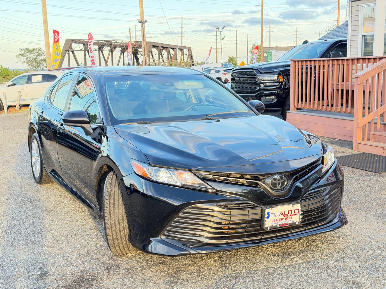Toyota Camry LE Auto (Natl) 2018