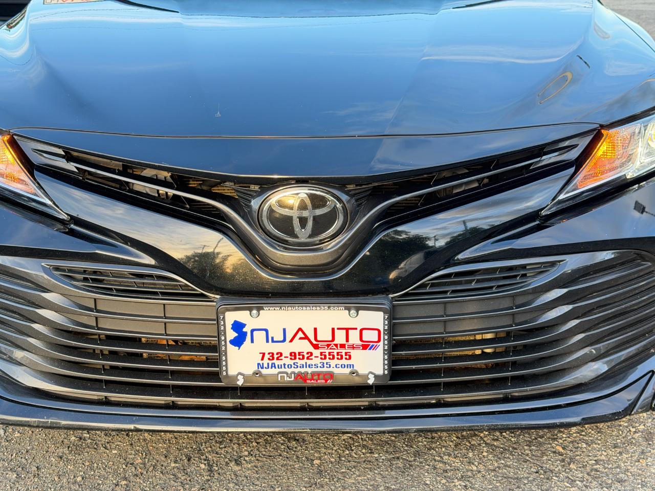 Toyota Camry LE Auto (Natl) 2018