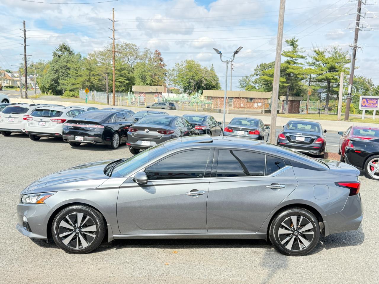 Nissan Altima 2.5 SV AWD Sedan 2020