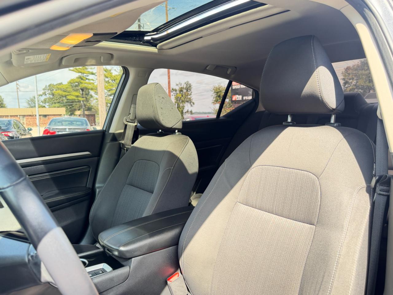 Nissan Altima 2.5 SV AWD Sedan 2020