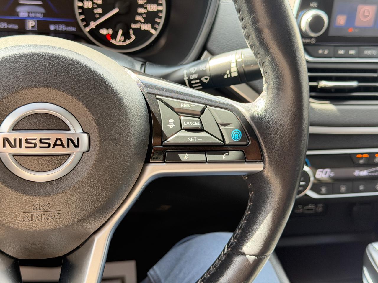 Nissan Altima 2.5 SV AWD Sedan 2020