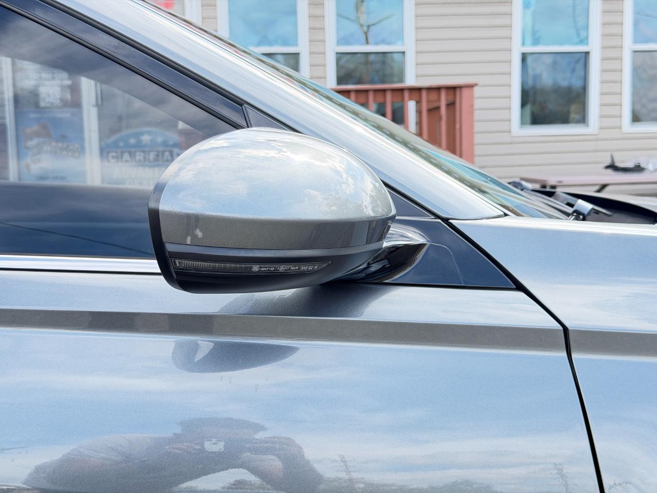 Nissan Altima 2.5 SV AWD Sedan 2020