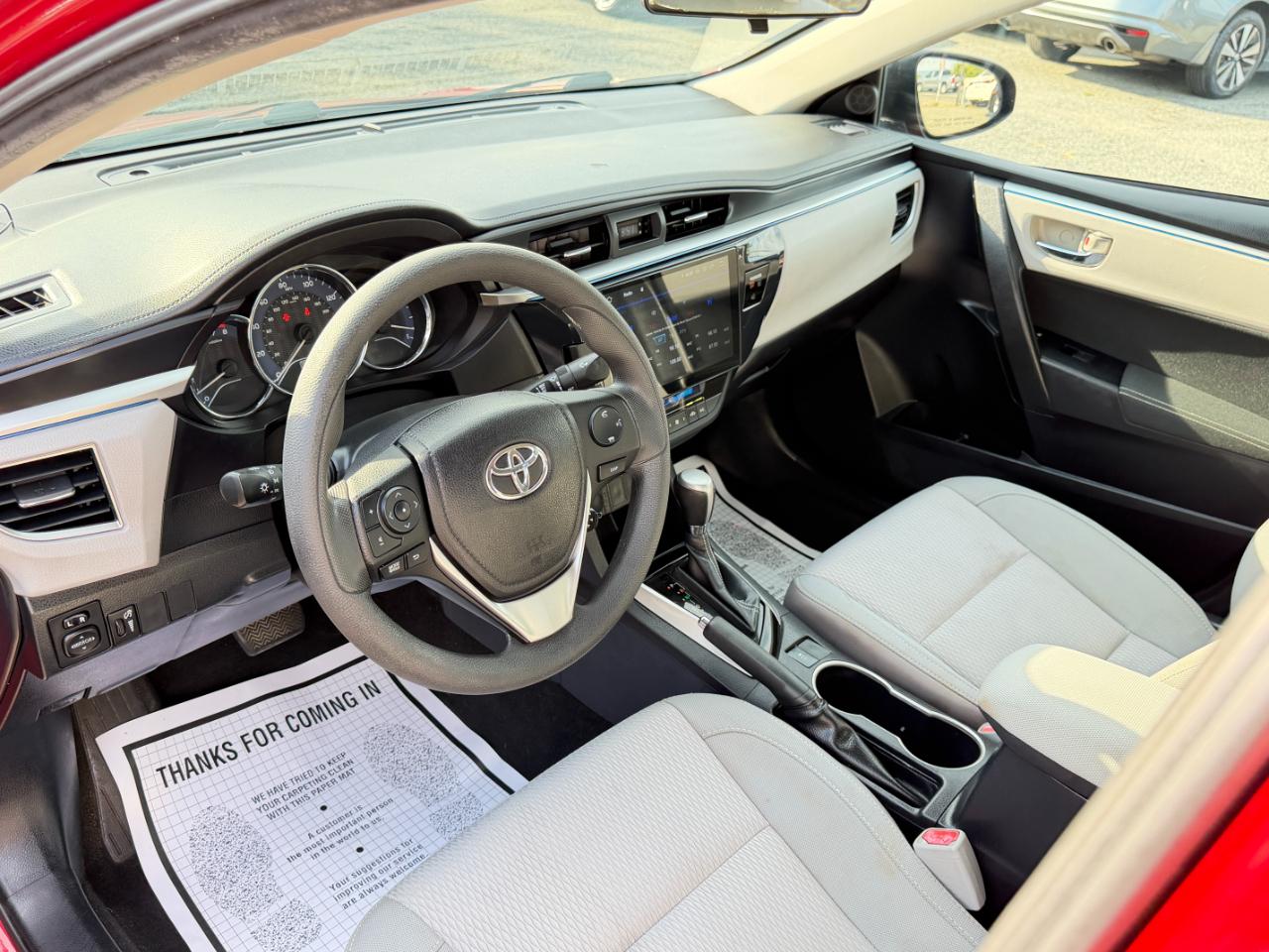 Toyota Corolla 4dr Sedan LE Auto 2014