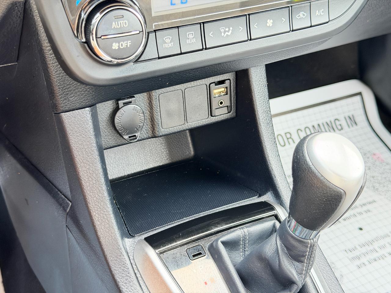 Toyota Corolla 4dr Sedan LE Auto 2014