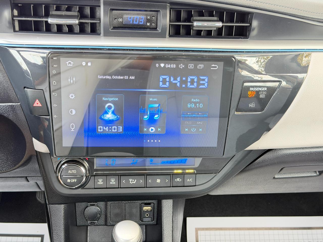 Toyota Corolla 4dr Sedan LE Auto 2014
