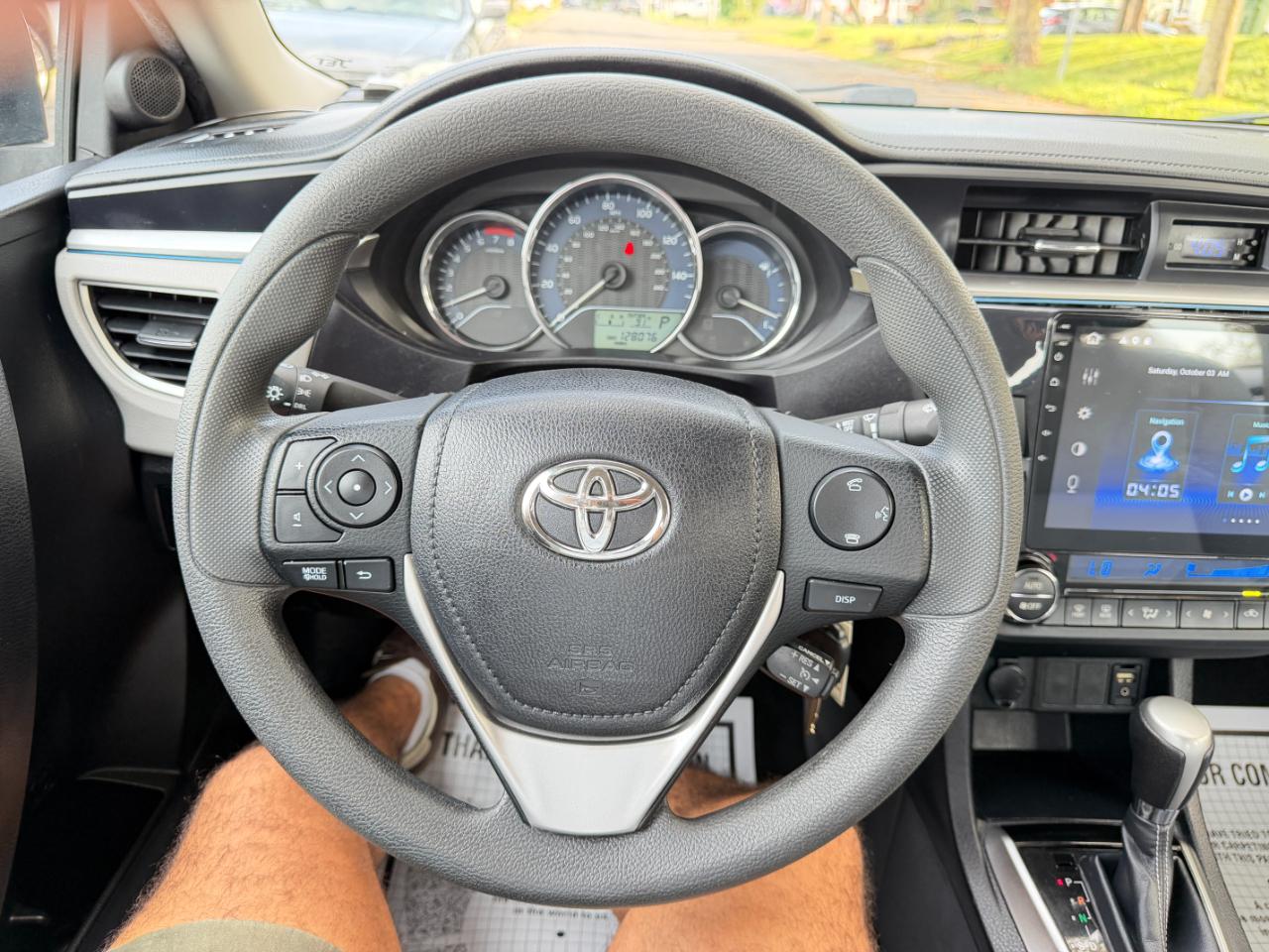 Toyota Corolla 4dr Sedan LE Auto 2014