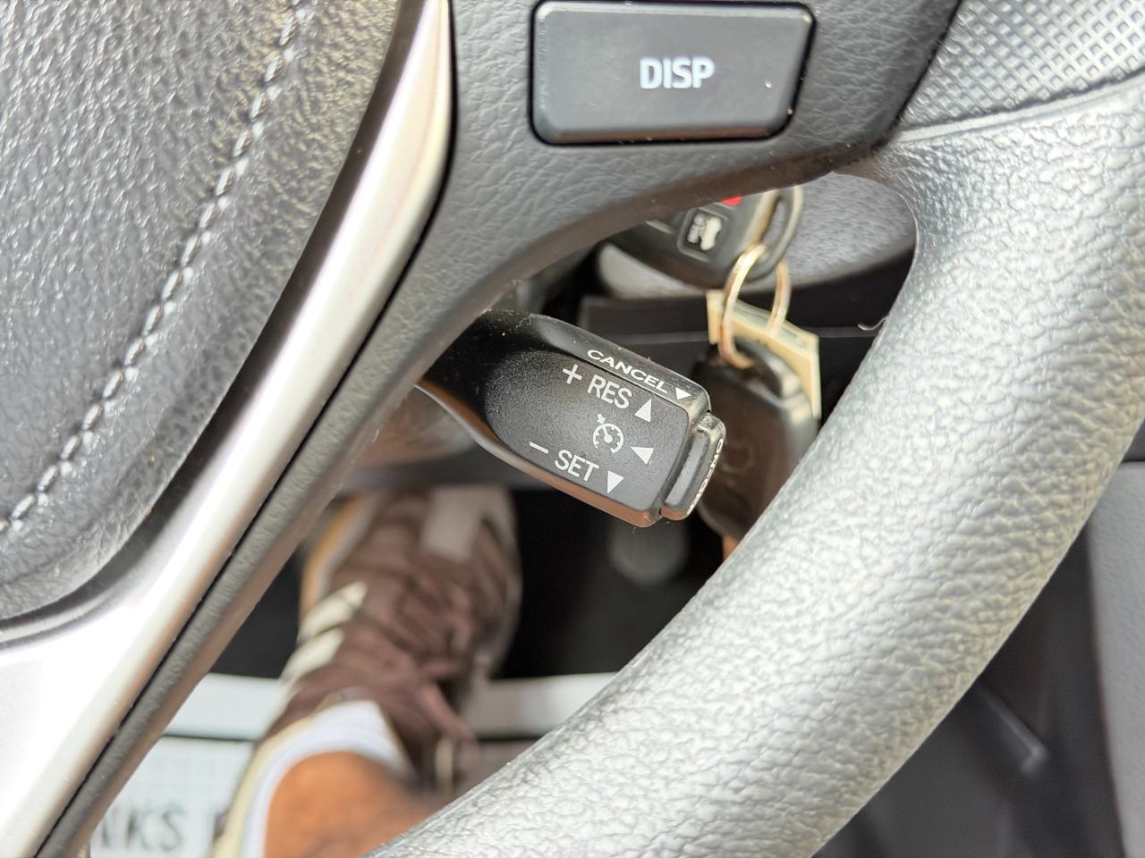 Toyota Corolla 4dr Sedan LE Auto 2014