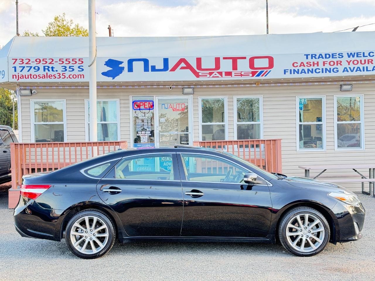 Toyota Avalon XLE Premium 2015