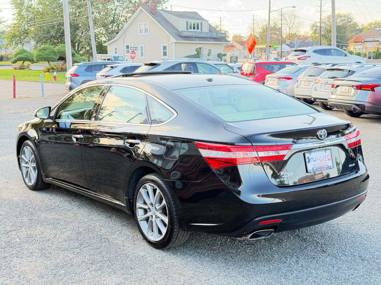 Toyota Avalon XLE Premium 2015