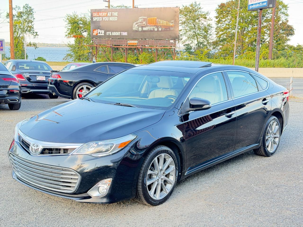 Toyota Avalon XLE Premium 2015