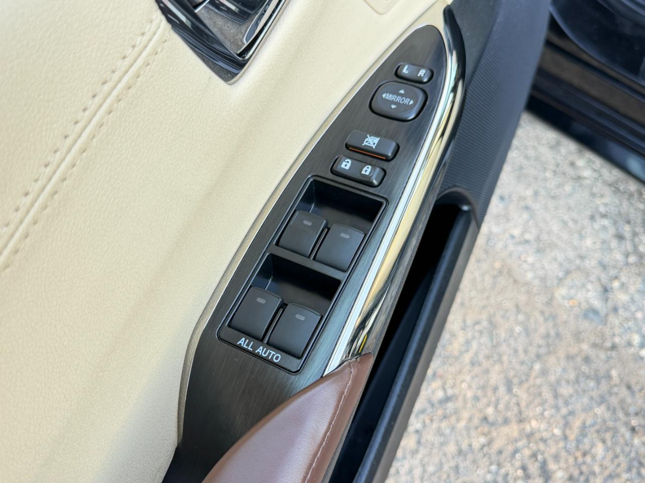 Toyota Avalon XLE Premium 2015