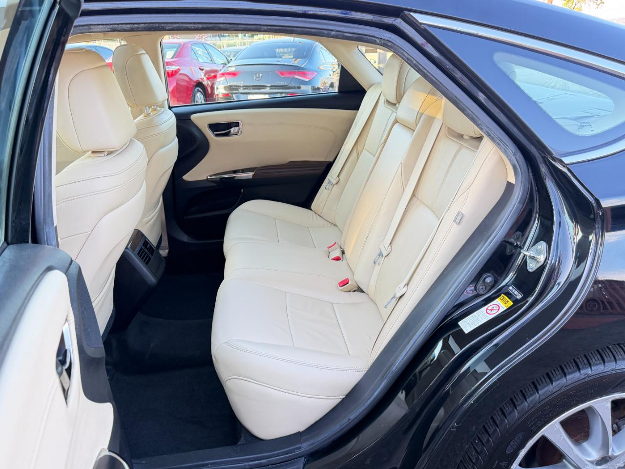 Toyota Avalon XLE Premium 2015