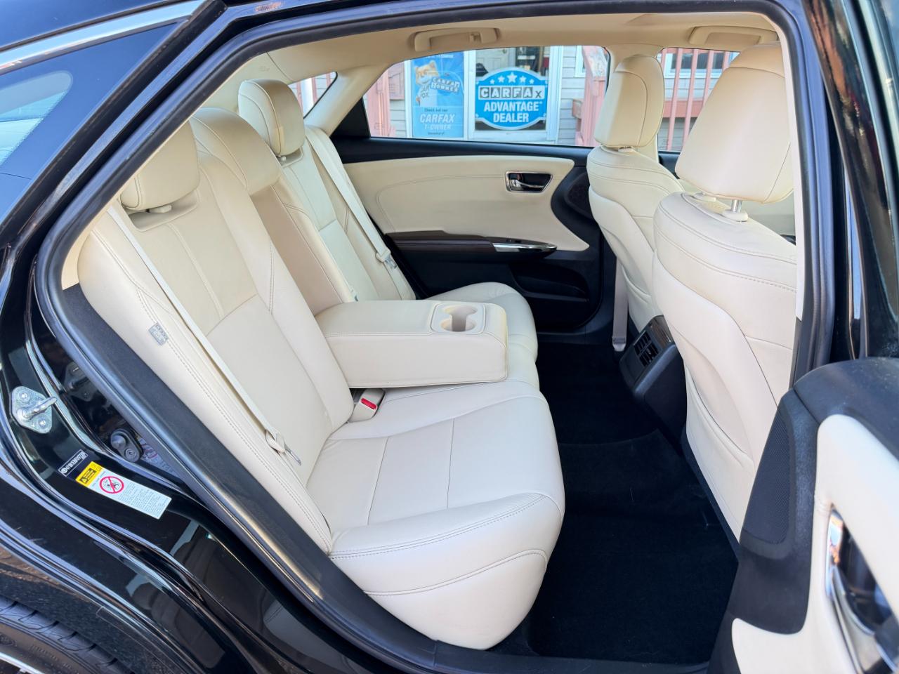 Toyota Avalon XLE Premium 2015