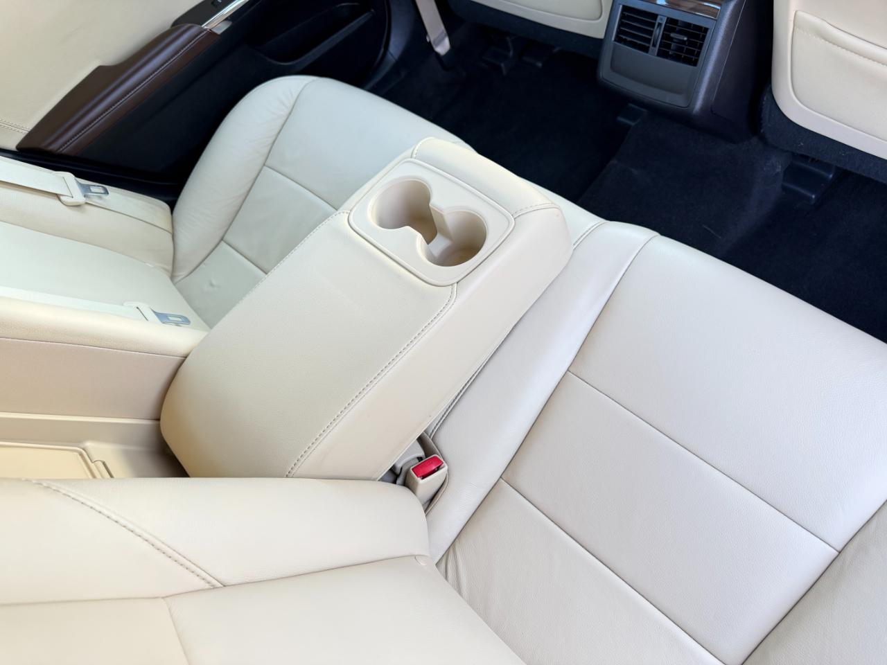 Toyota Avalon XLE Premium 2015