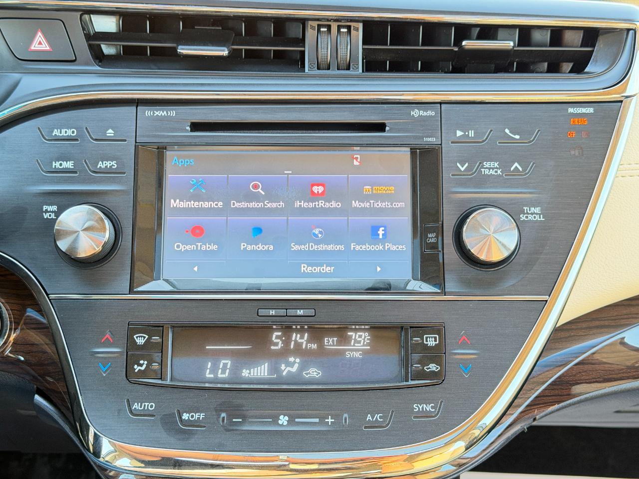 Toyota Avalon XLE Premium 2015