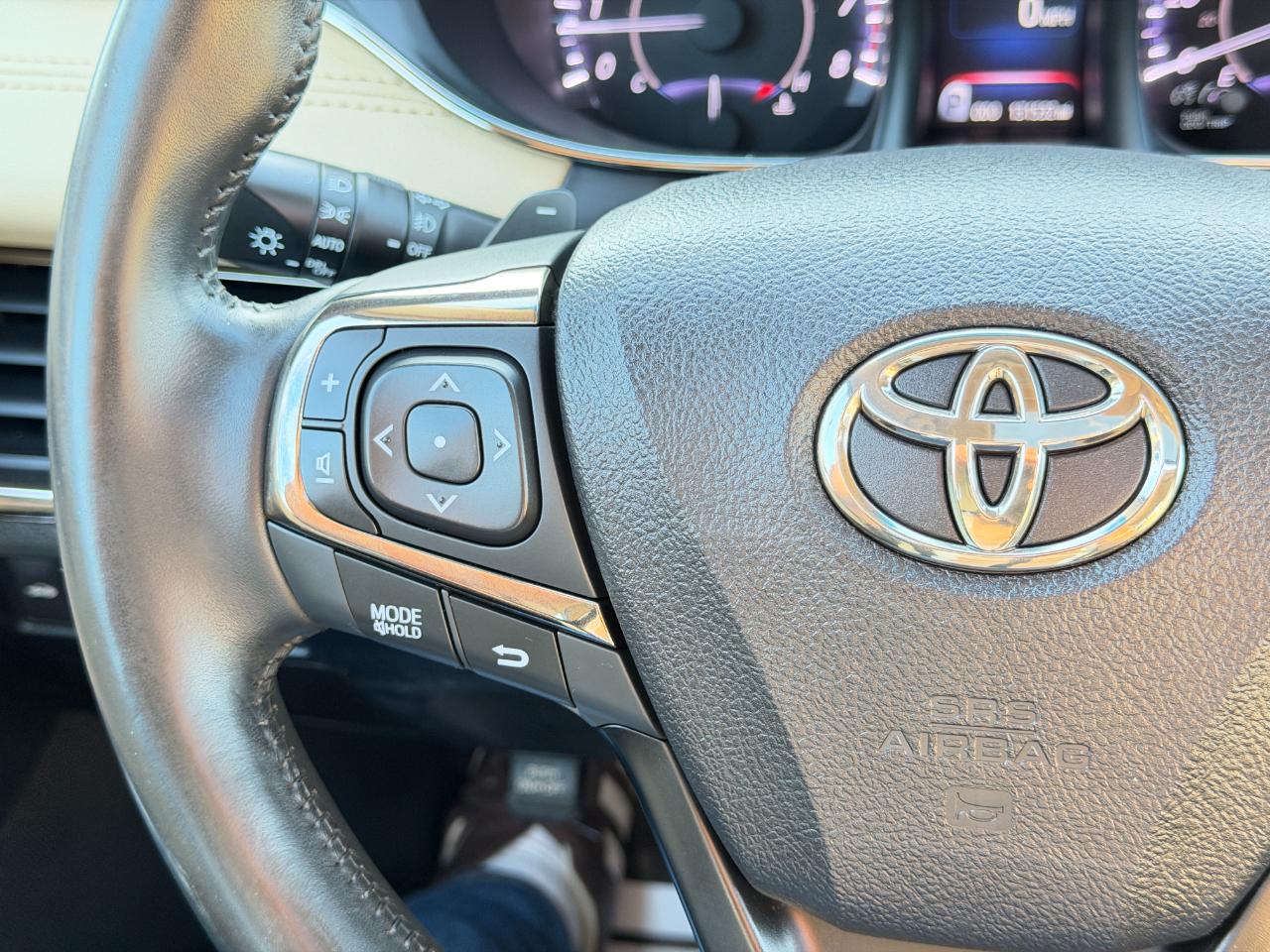 Toyota Avalon XLE Premium 2015