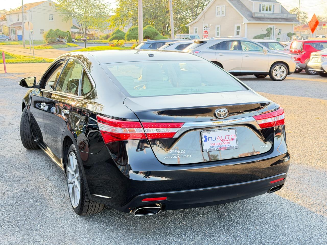 Toyota Avalon XLE Premium 2015