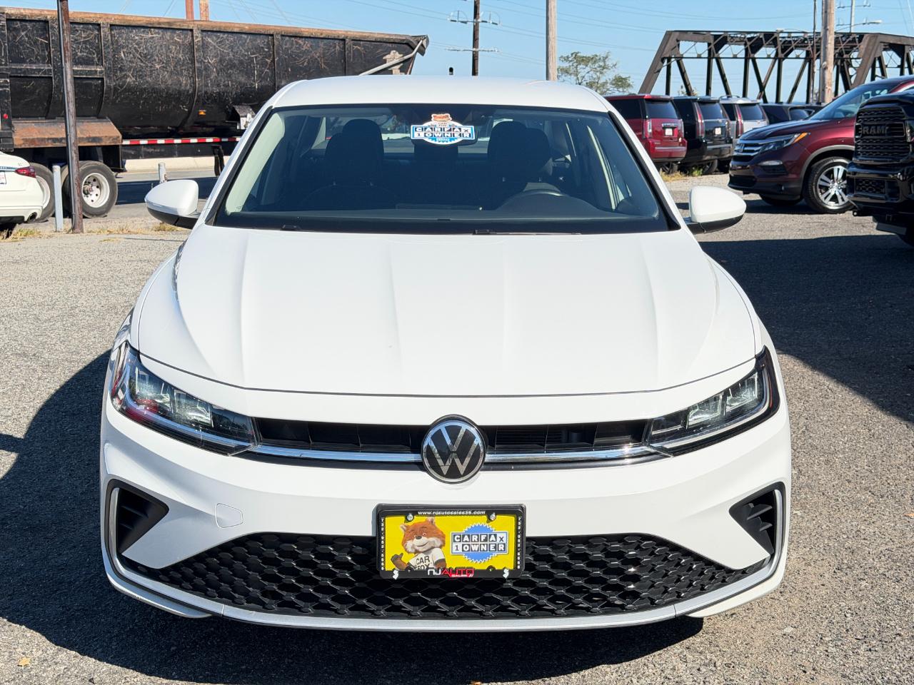 Volkswagen Jetta S Auto 2025