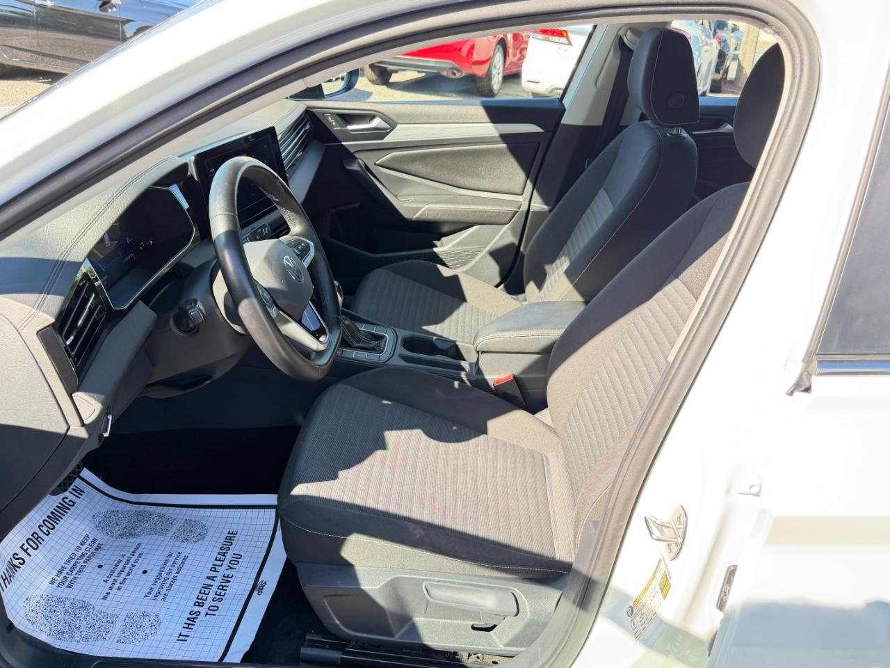 Volkswagen Jetta S Auto 2025