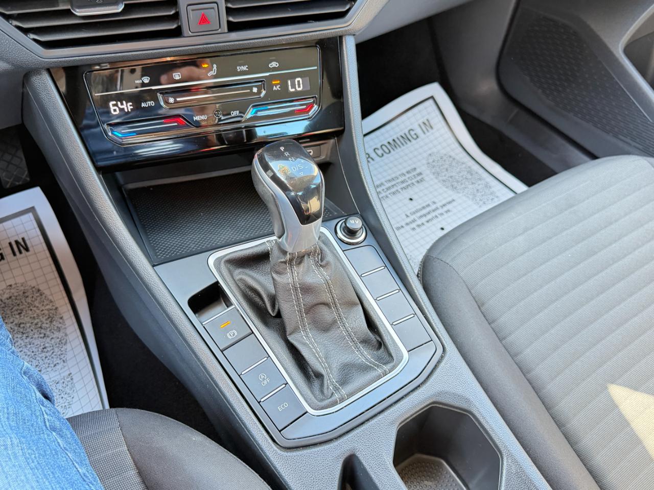 Volkswagen Jetta S Auto 2025