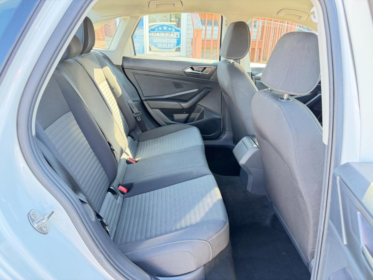 Volkswagen Jetta S Auto 2025