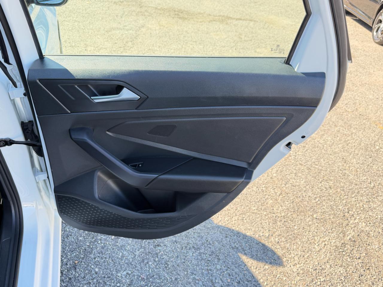 Volkswagen Jetta S Auto 2025