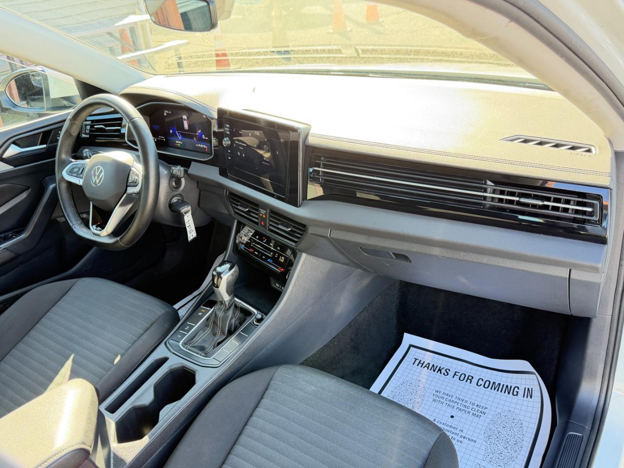 Volkswagen Jetta S Auto 2025