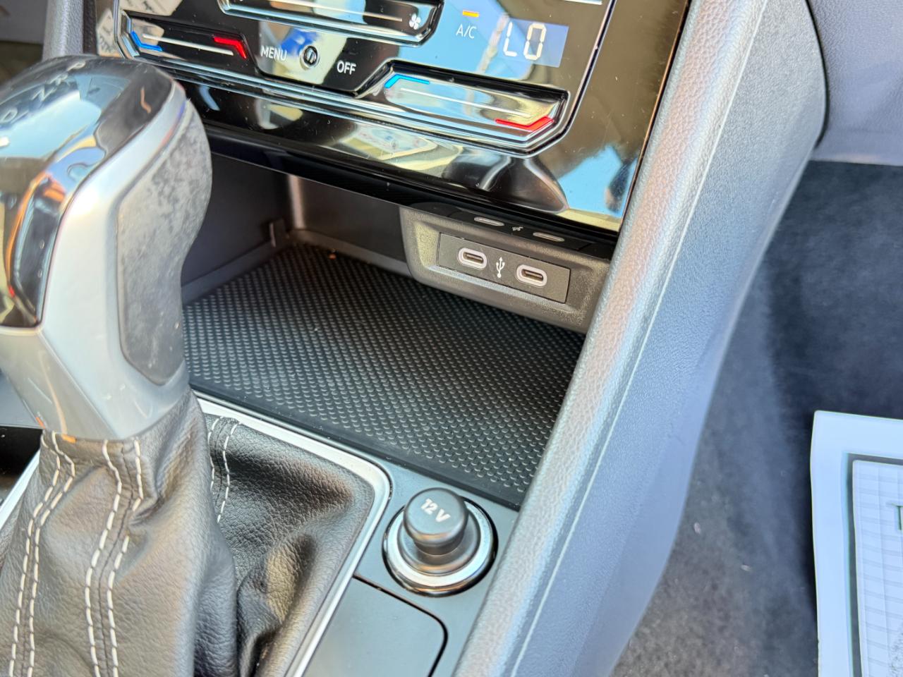 Volkswagen Jetta S Auto 2025