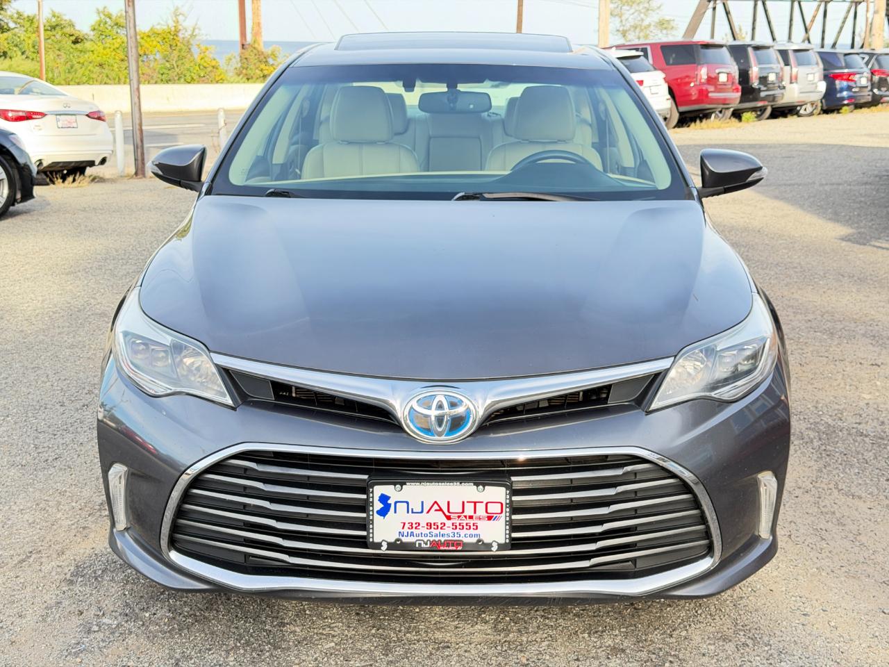 Toyota Avalon Hybrid 4dr Sdn XLE Premium (Natl) 2016