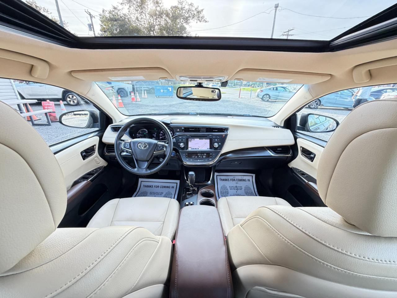 Toyota Avalon Hybrid 4dr Sdn XLE Premium (Natl) 2016