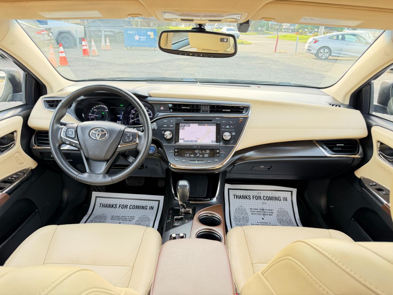 Toyota Avalon Hybrid 4dr Sdn XLE Premium (Natl) 2016