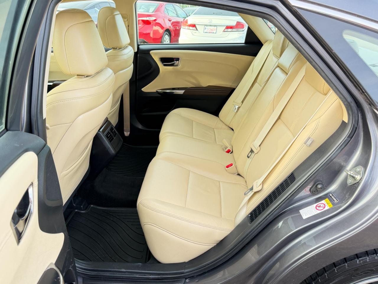 Toyota Avalon Hybrid 4dr Sdn XLE Premium (Natl) 2016
