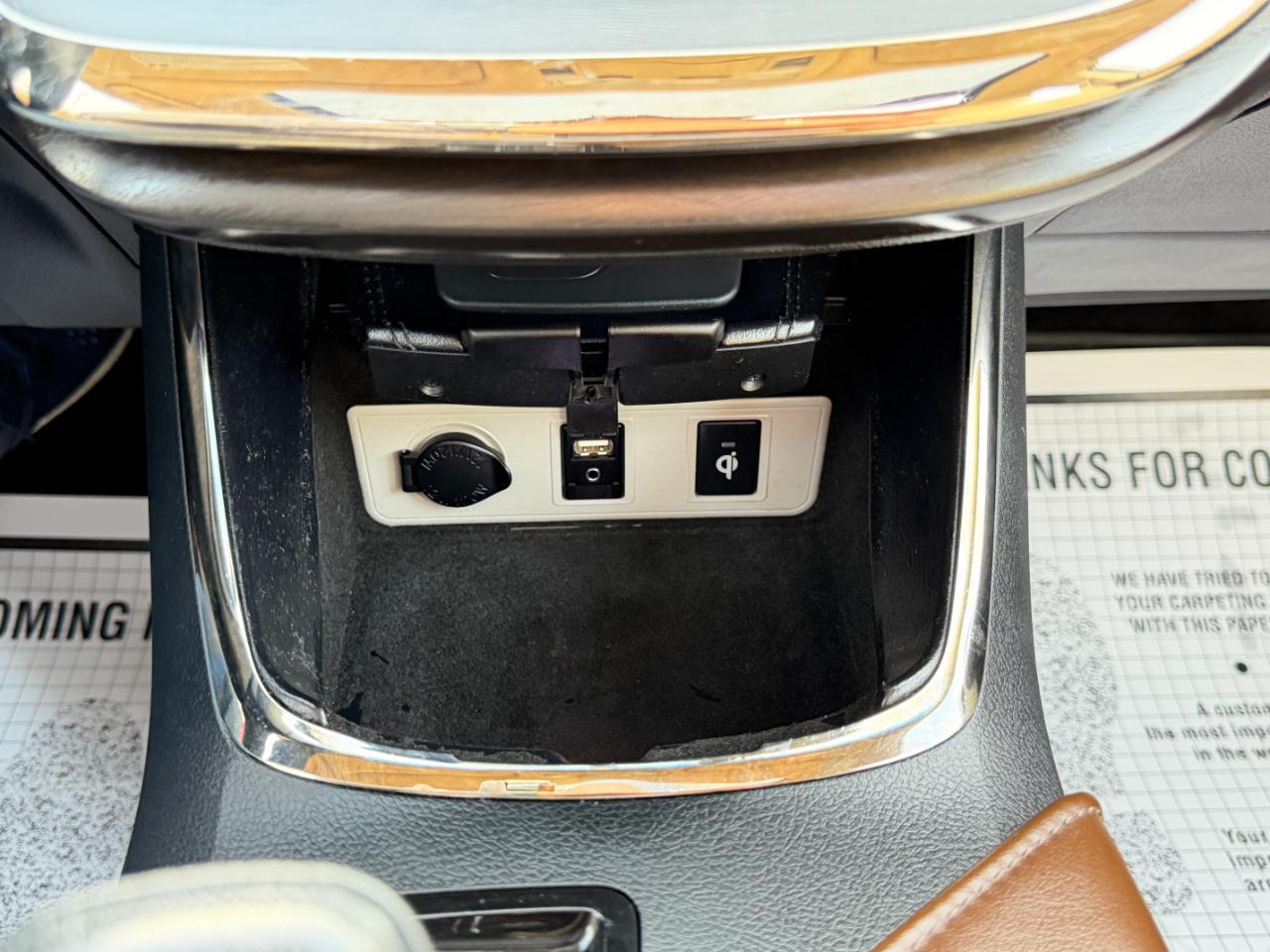 Toyota Avalon Hybrid 4dr Sdn XLE Premium (Natl) 2016