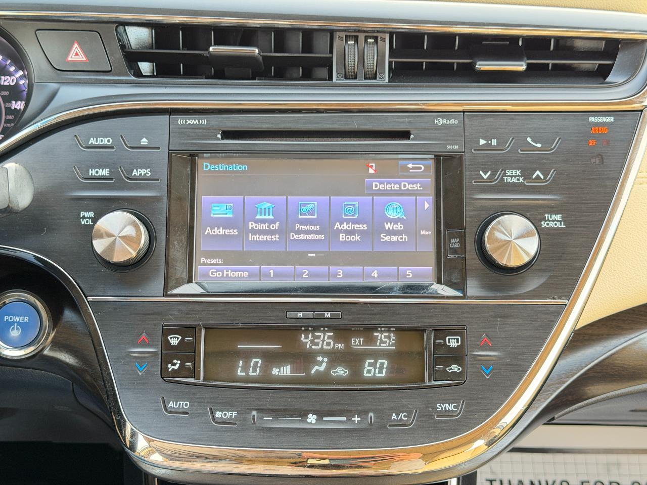 Toyota Avalon Hybrid 4dr Sdn XLE Premium (Natl) 2016