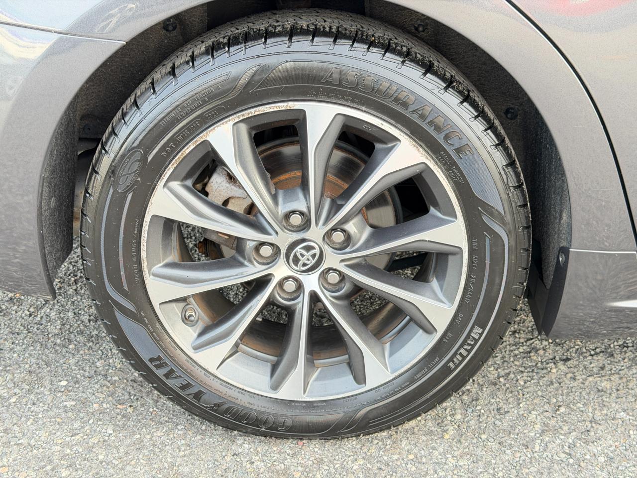 Toyota Avalon Hybrid 4dr Sdn XLE Premium (Natl) 2016