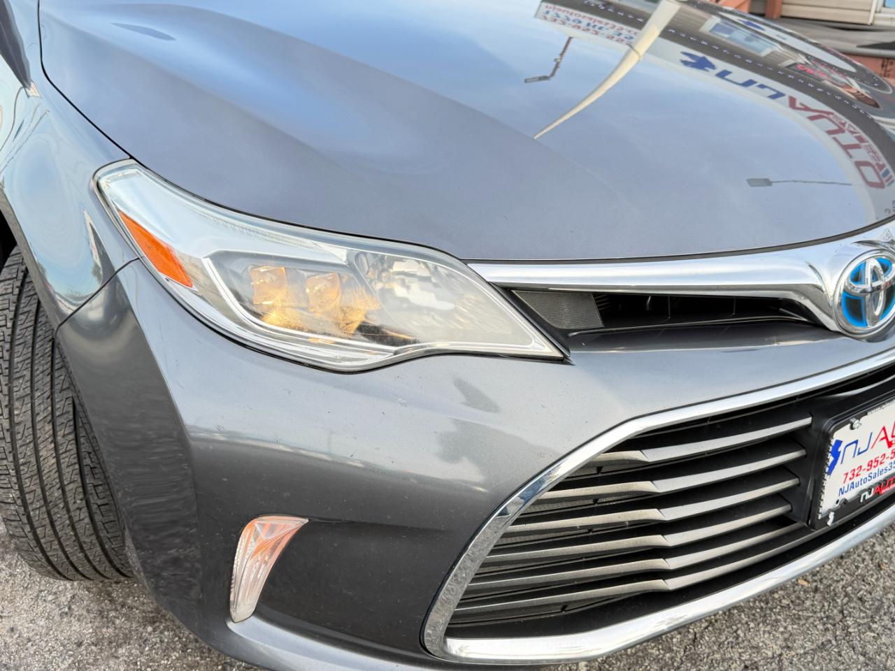 Toyota Avalon Hybrid 4dr Sdn XLE Premium (Natl) 2016