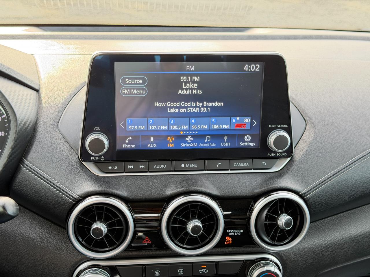 Nissan Sentra SV CVT 2024