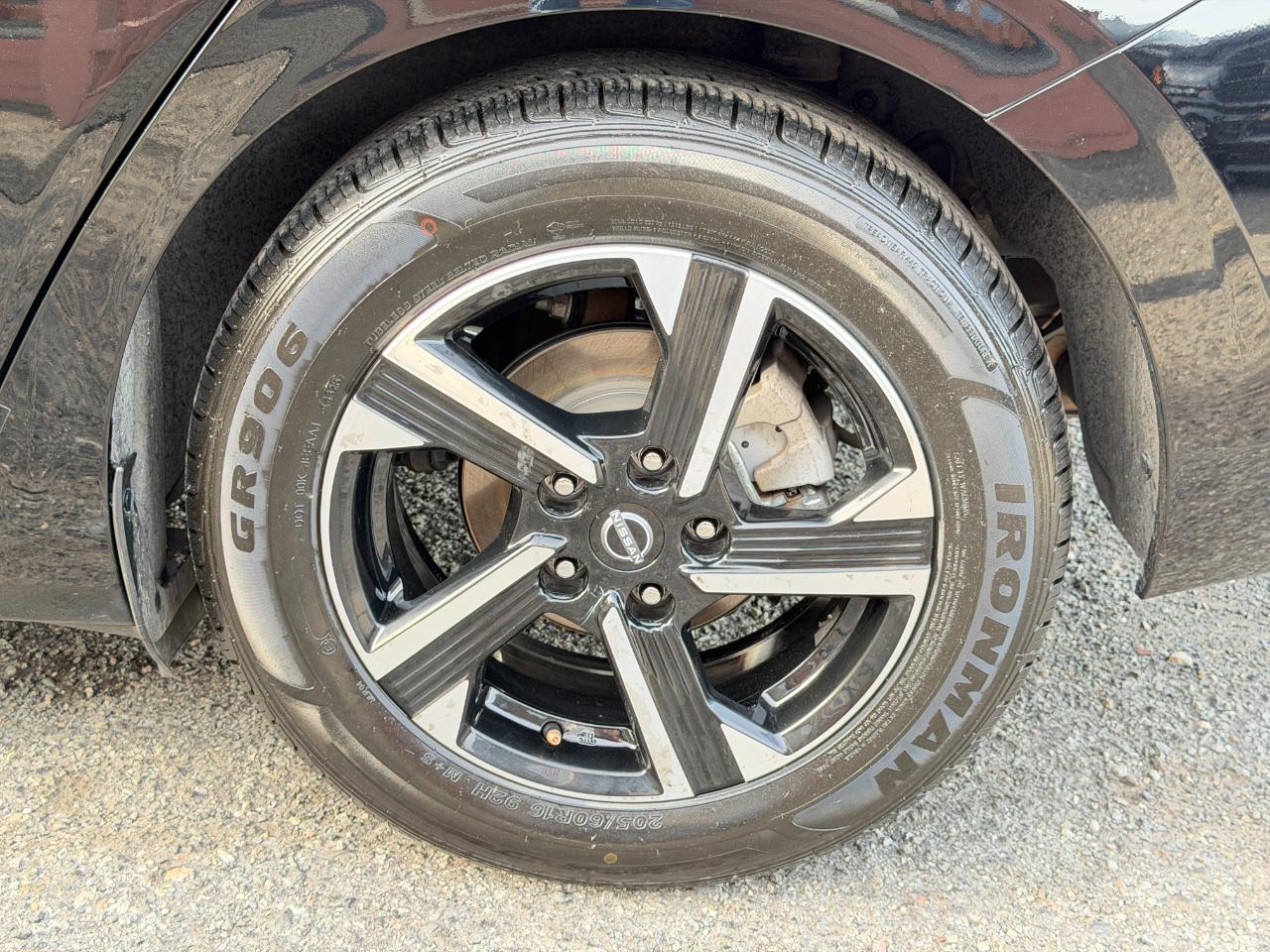 Nissan Sentra SV CVT 2024