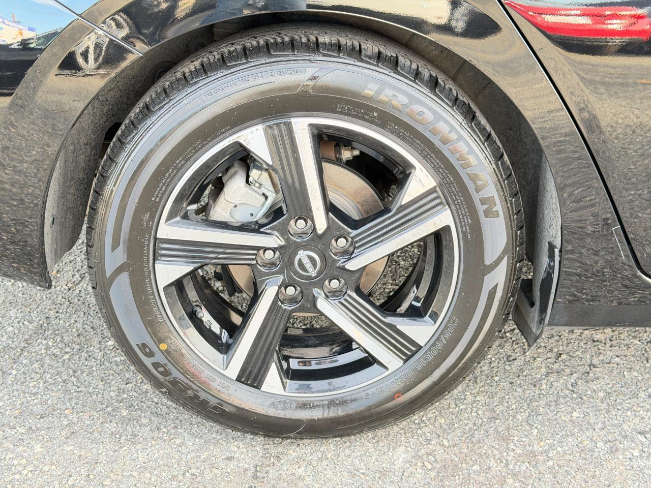 Nissan Sentra SV CVT 2024