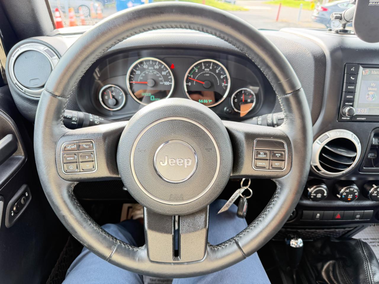 Jeep Wrangler Unlimited 4WD 4dr Sahara 2016