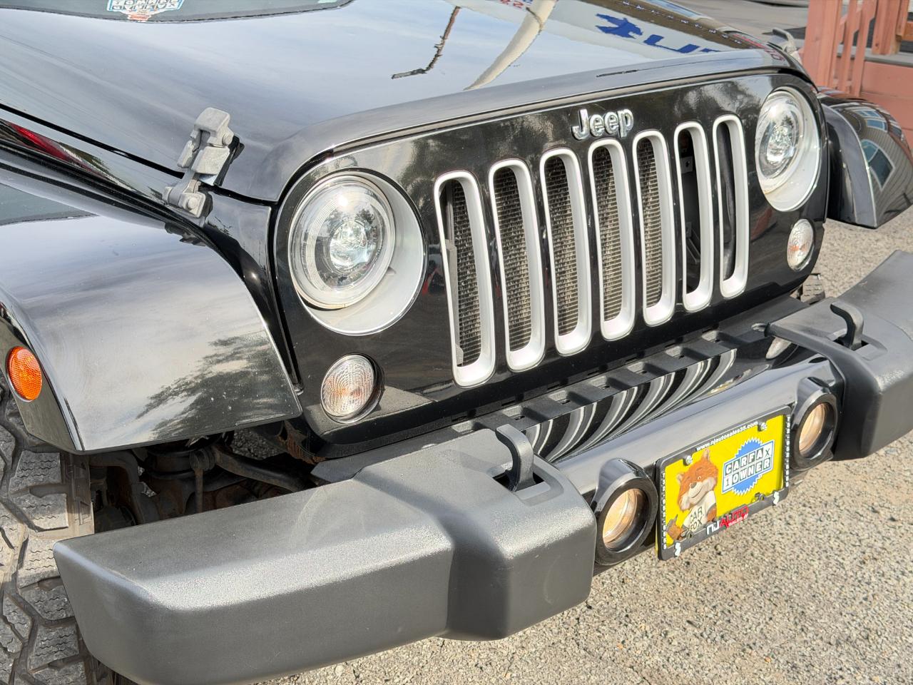 Jeep Wrangler Unlimited 4WD 4dr Sahara 2016