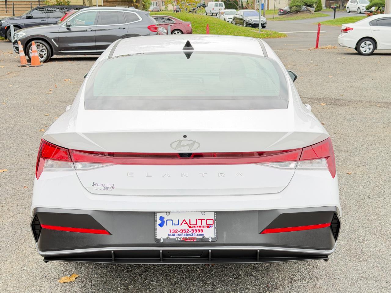 Hyundai Elantra SEL IVT 2024